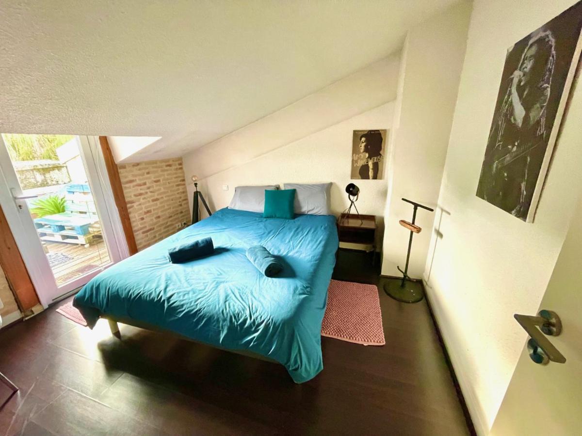 Superbe LOFT centre-ville - Sauna - parking privé -Clim- 1 à 10personnes Brive-la-Gaillarde Exterior foto
